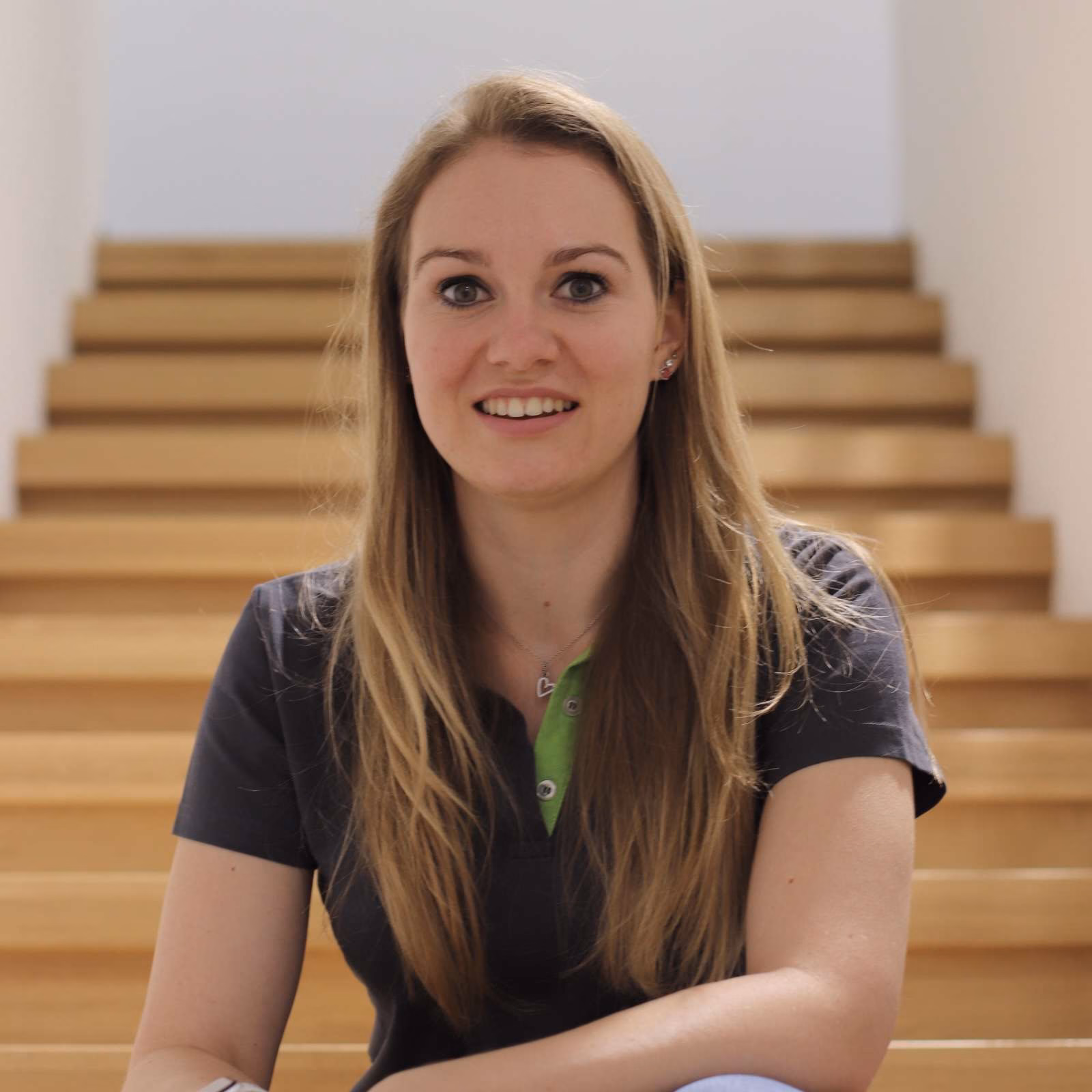 Team 7 Svenja Beckmann | Physiotherapeutin bei phyvo in Augsburg